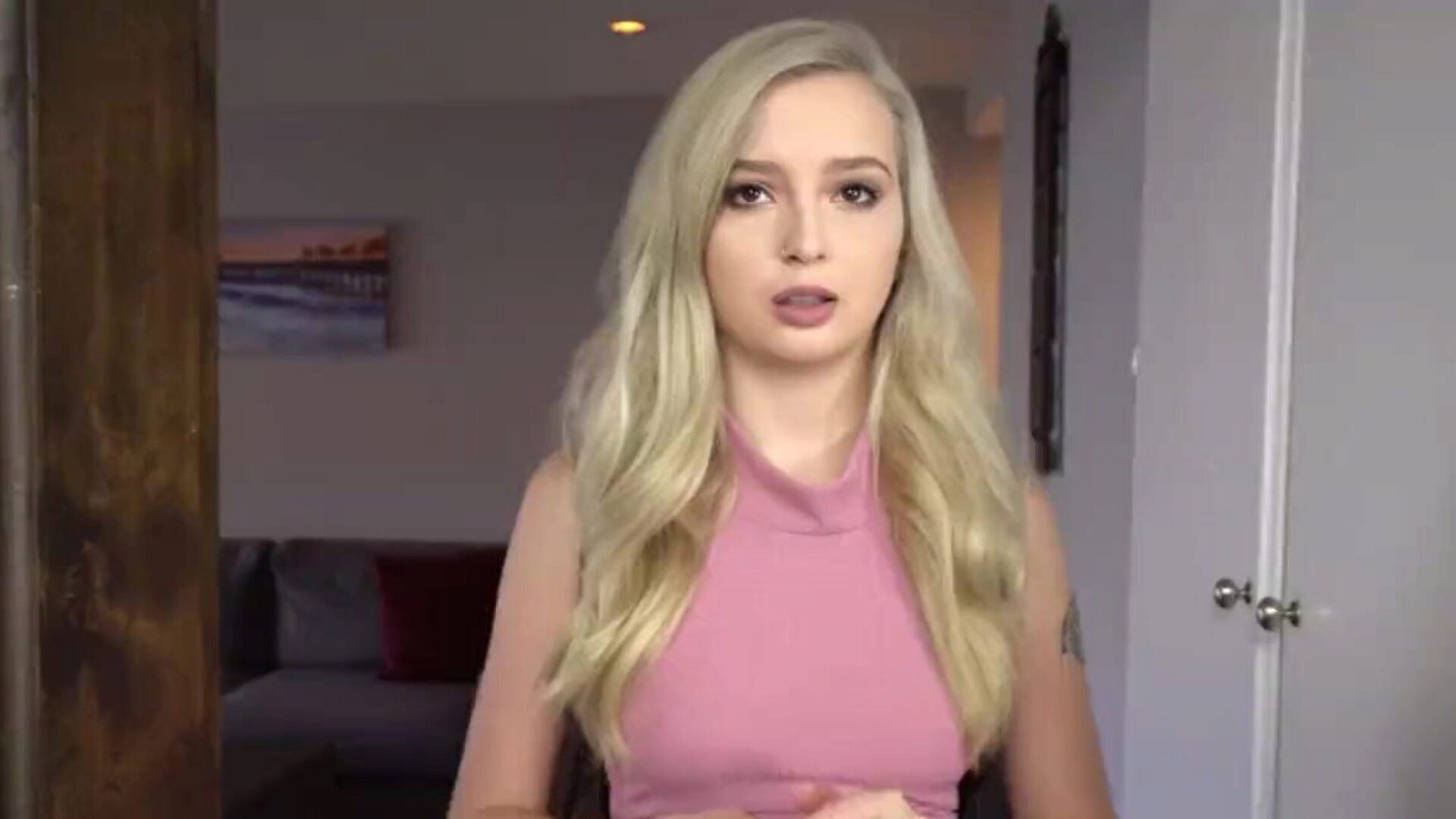 Private Casting X - Lexi Lore - Slurping wet crack fake casing penetrate